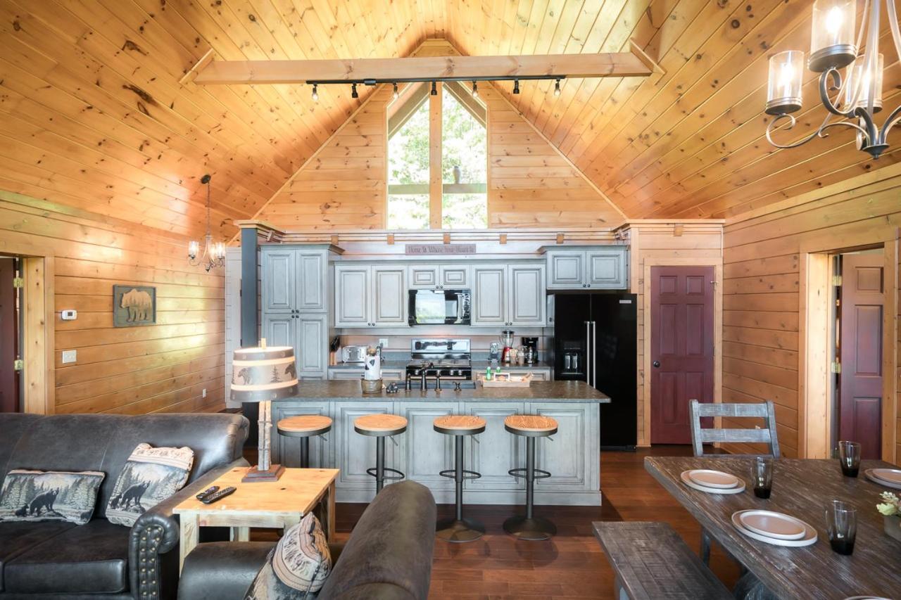 Another Day In Bearadise By Stony Brook Cabins Gatlinburg Eksteriør bilde