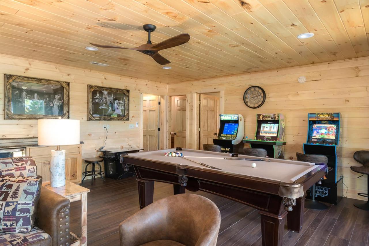 Another Day In Bearadise By Stony Brook Cabins Gatlinburg Eksteriør bilde